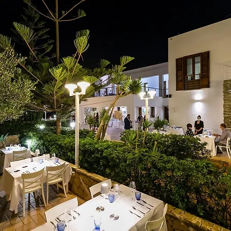 Hotel Ristorante Cavalluccio Marino 3* Milano